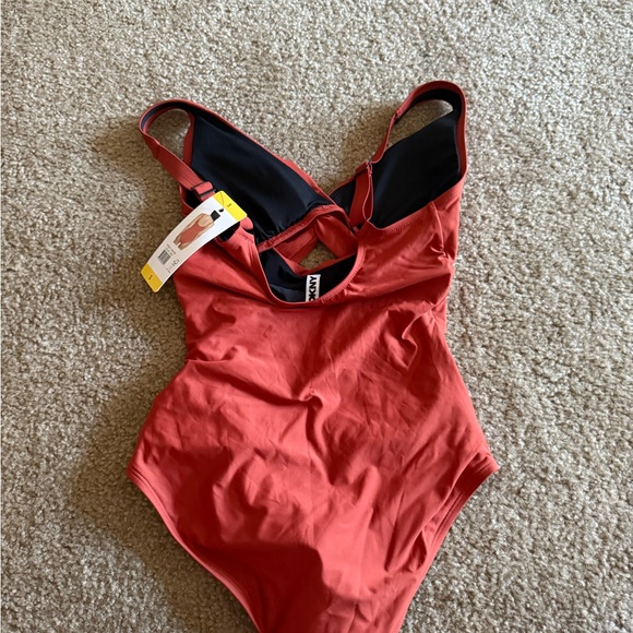 Women’s NWT DKNY One-Piece Swimsuit SMALL red/ orange - Picture 2 of 5